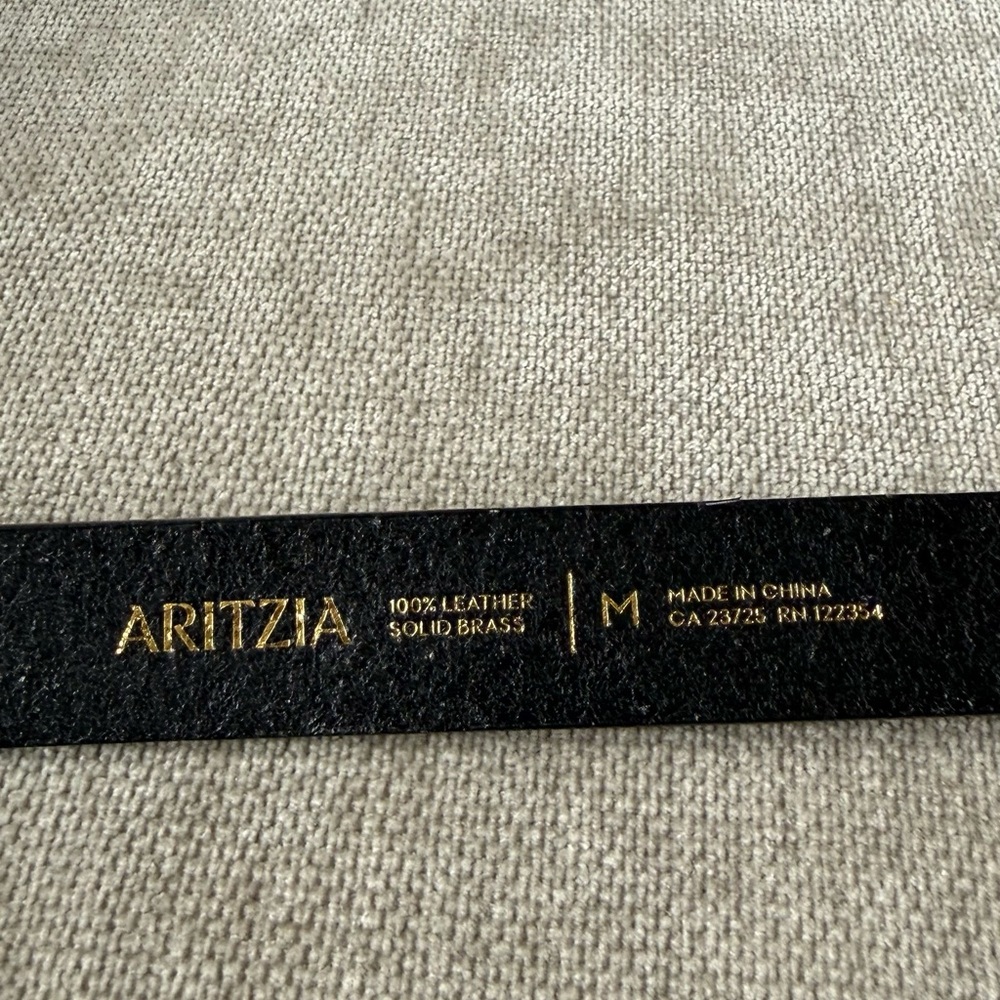 Aritzia Black Belt with Gold Brass Buckle sz MEDIUM - Picture 4 of 5